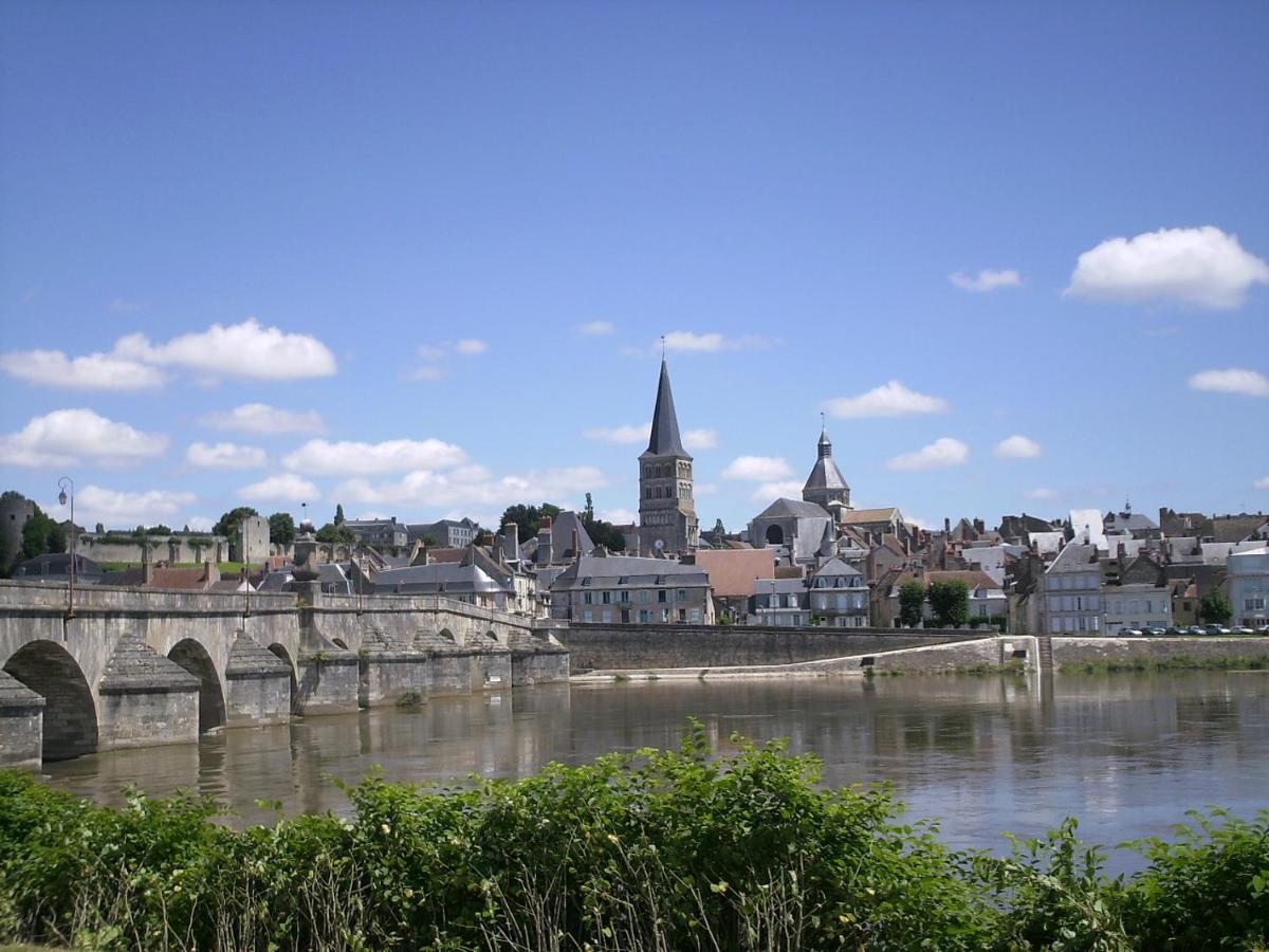 Maison De La Loire La Charité-sur-Loire Exterior foto